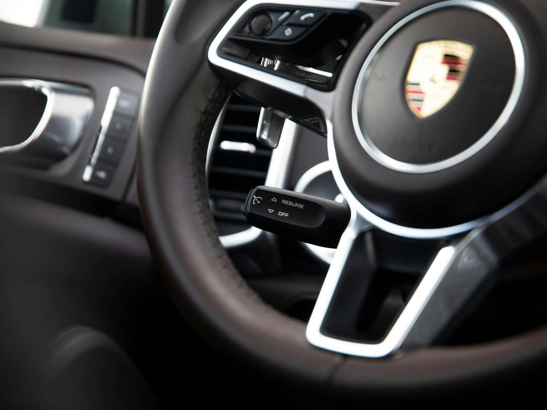 Porsche Cayenne 3.0 S E-Hybrid | Luchtvering | Pano | Stoelventilatie | Bose |